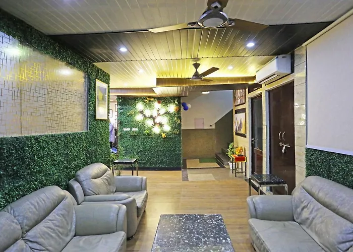 Hotel Gl Suites Near Delhi Airport